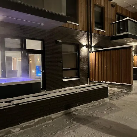 Cranberry C1, Ski-in Ski-out 2 Bedroom In Center Apartamento